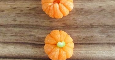 Pinterest Mandarin Pumpkins (Healthy Halloween Snack).